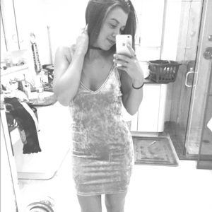 POSHER INFO!!🌸🦋🌼